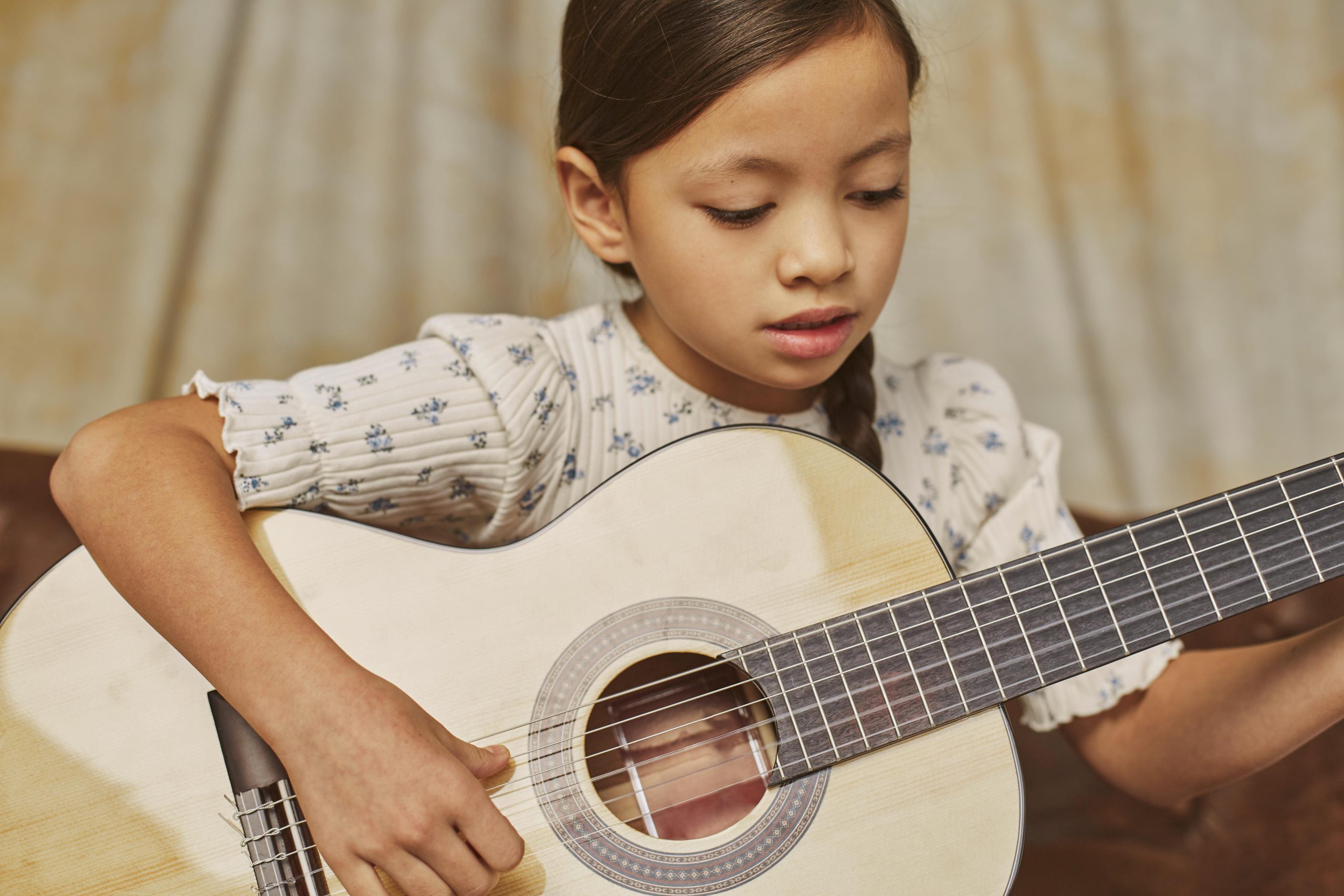 COMPROMISSO ALÉM DO MAR
